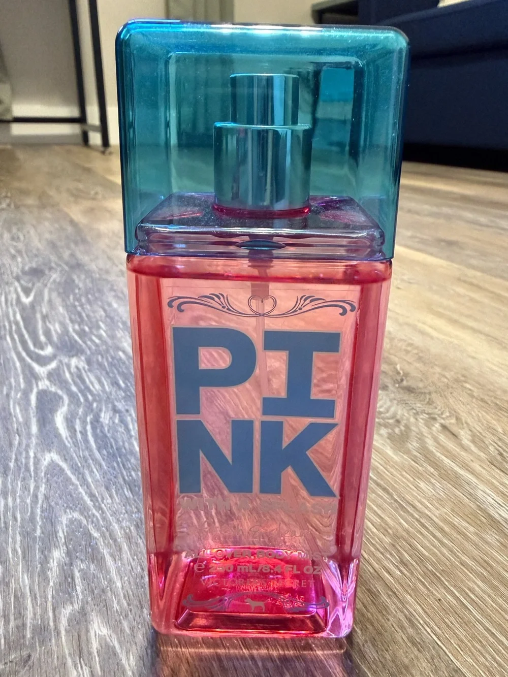 Victoria’s Secret PINK With a Splash Fresh & Clean Body Mist Retired Y2K 8.4oz